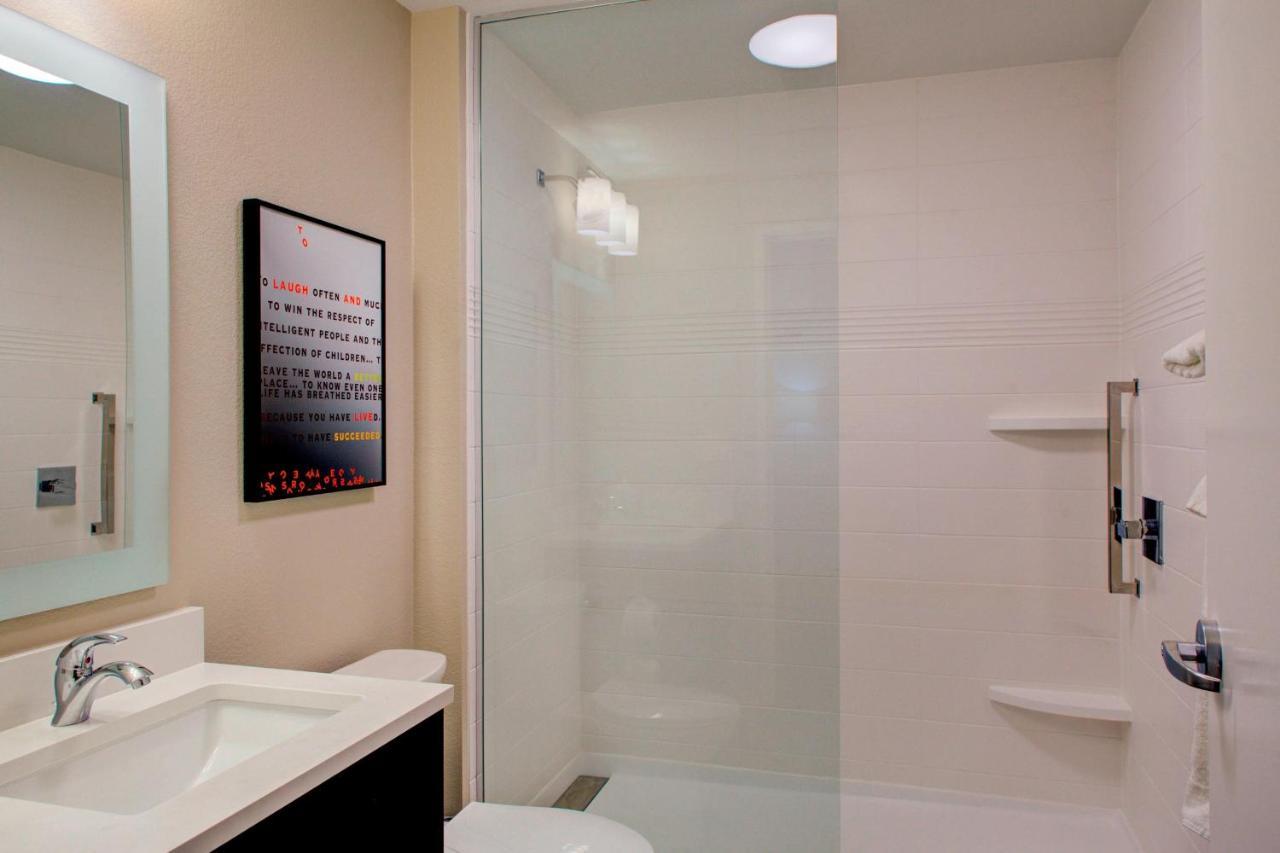 Towneplace Suites By Marriott Phoenix Chandler/Fashion Center Экстерьер фото